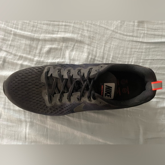 Nike Pegasus 34 Shield - Picture 3 of 7